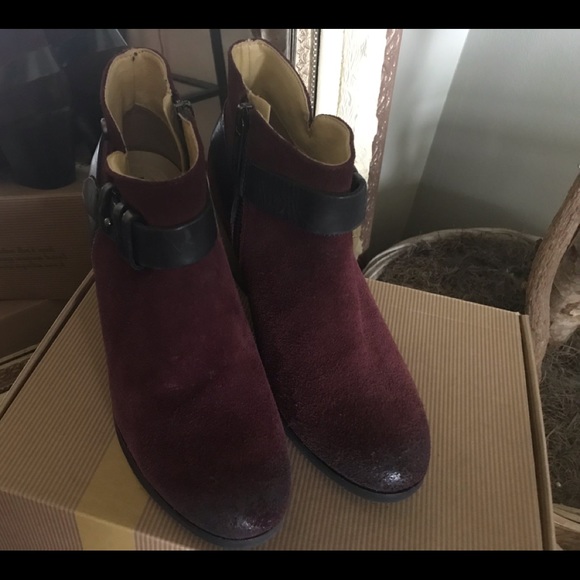 Bussola Suede Ankle Boot - Picture 4 of 6